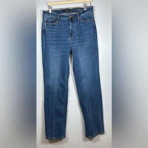 Judy Blue Straight Leg Blue Jeans Classic Style. Size 15/32.